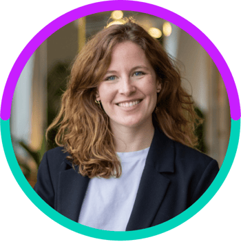 Isabel circle headshot